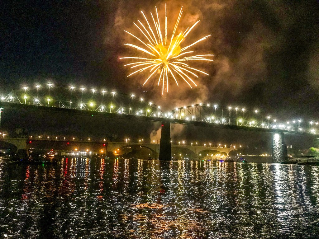 Fire(works) on the&nbsp;Water